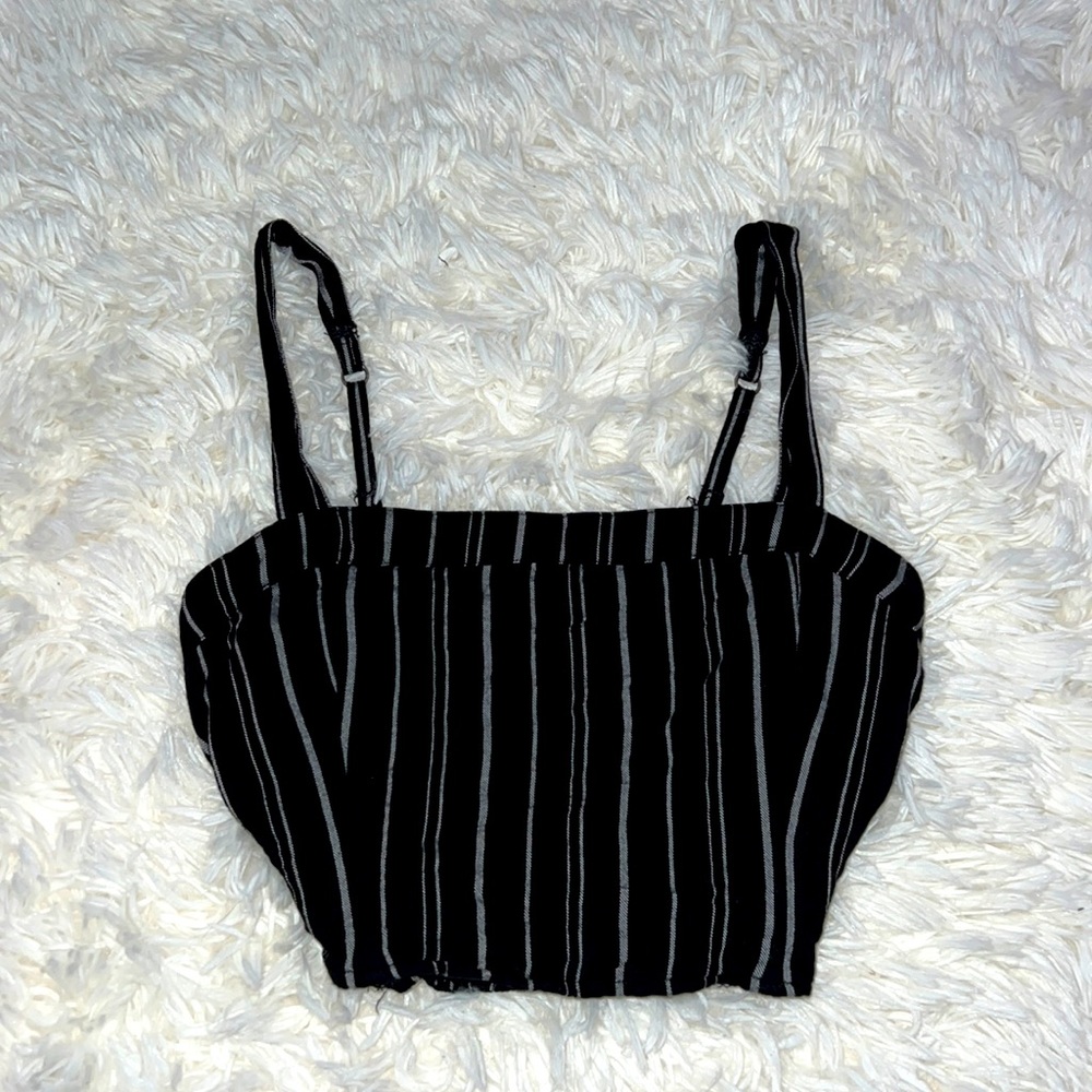 Hollister black & white striped top (sz:s)